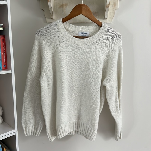 Old Navy | Sweater - Picture 4 of 8